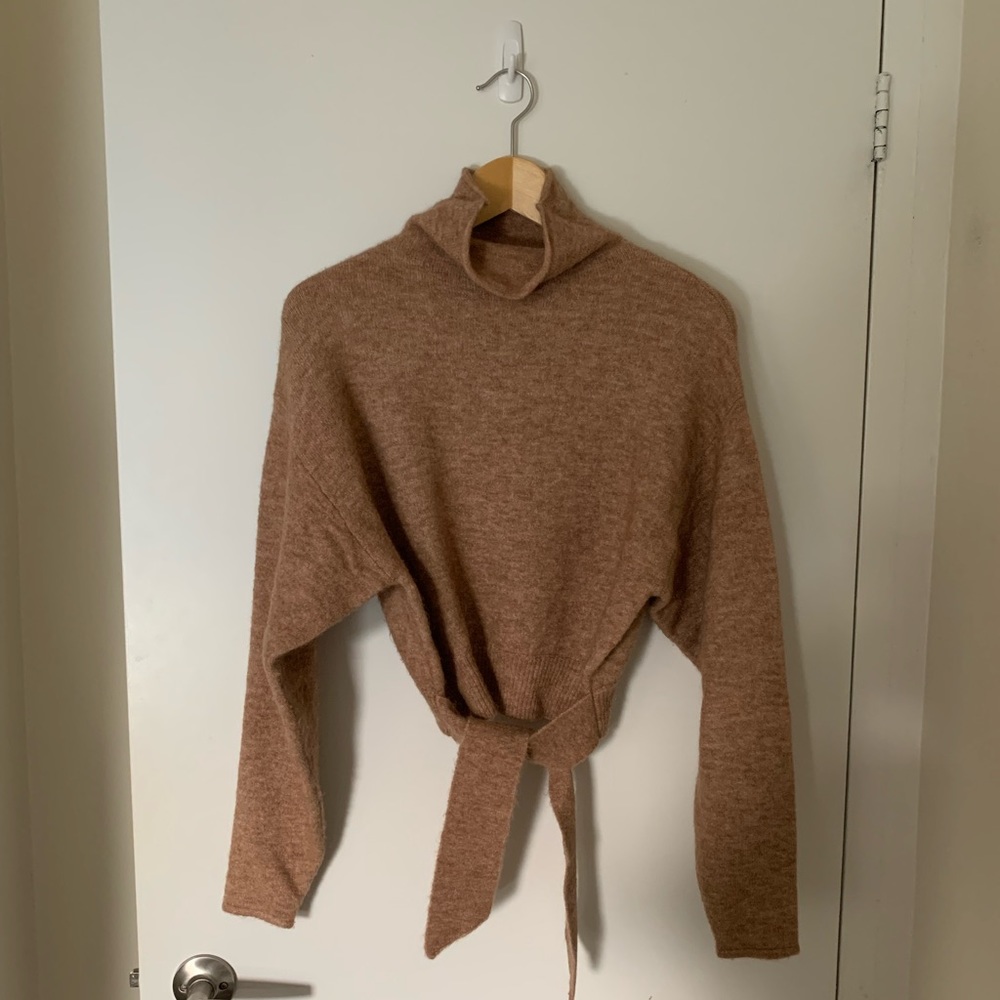 Aritzia Wilfred Lorin Sweater